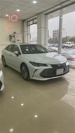 تويوتا أفالون